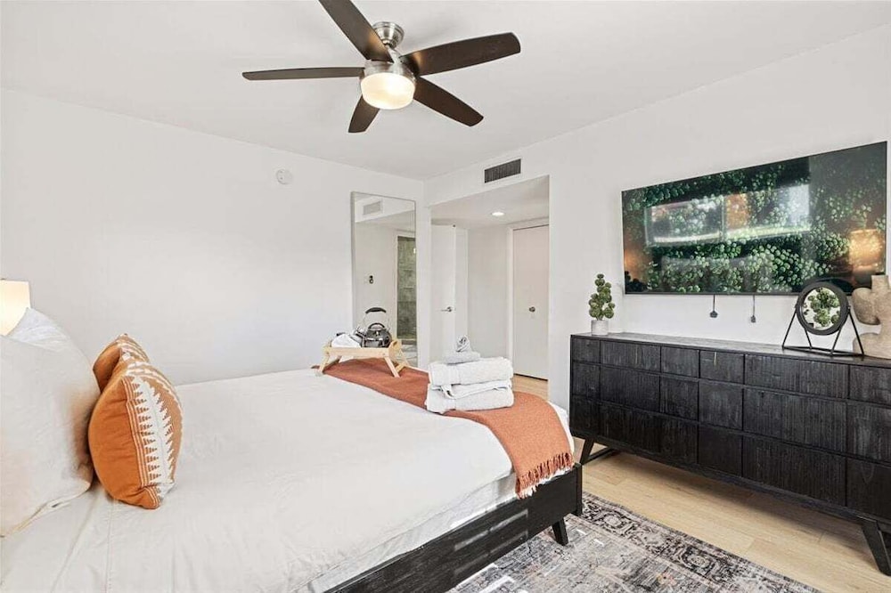 Fairway - Pool & Mini Golf - 5 Mins to Old Town