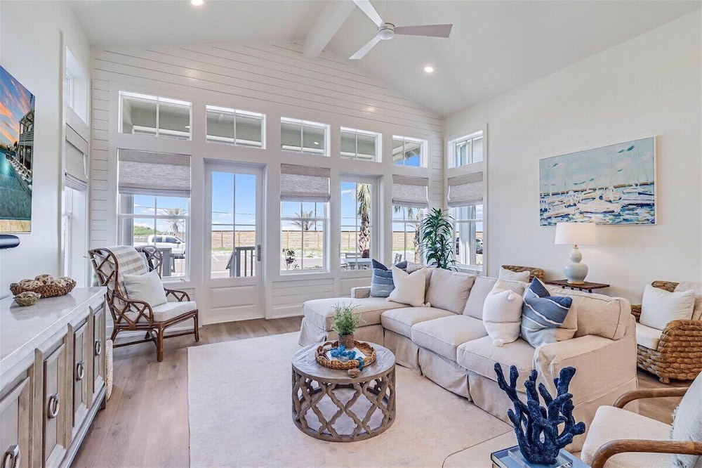 Castaway Cove 316 SOU