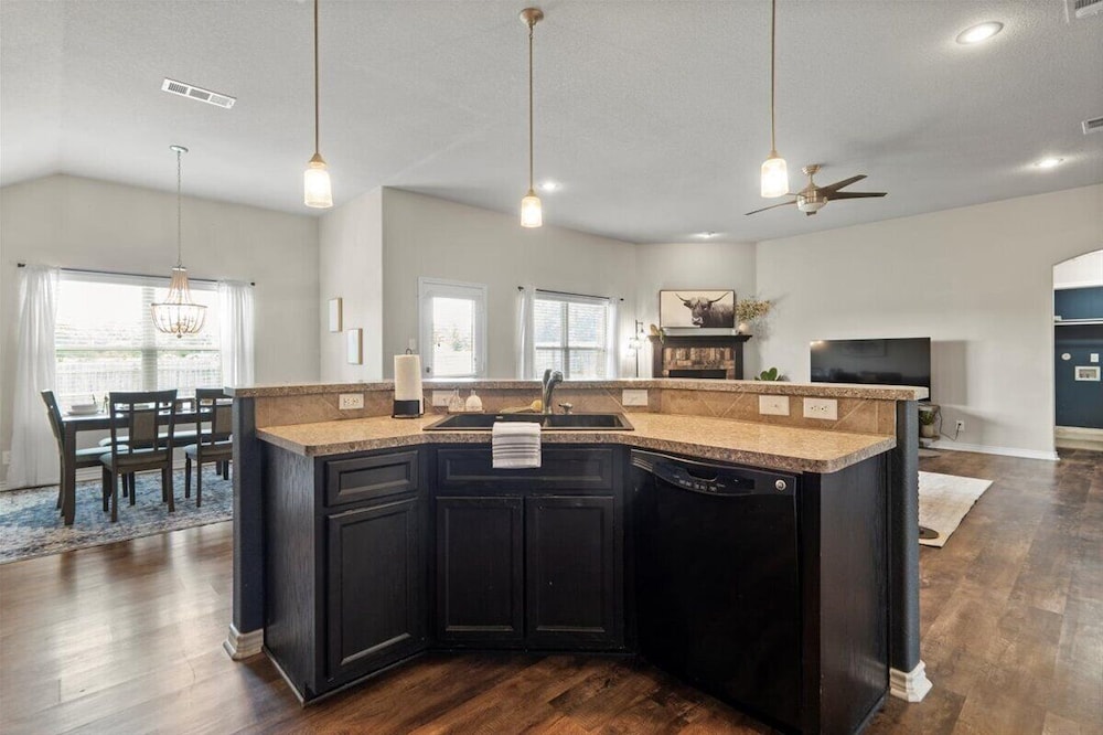Comfortable 3BR Home in Salado