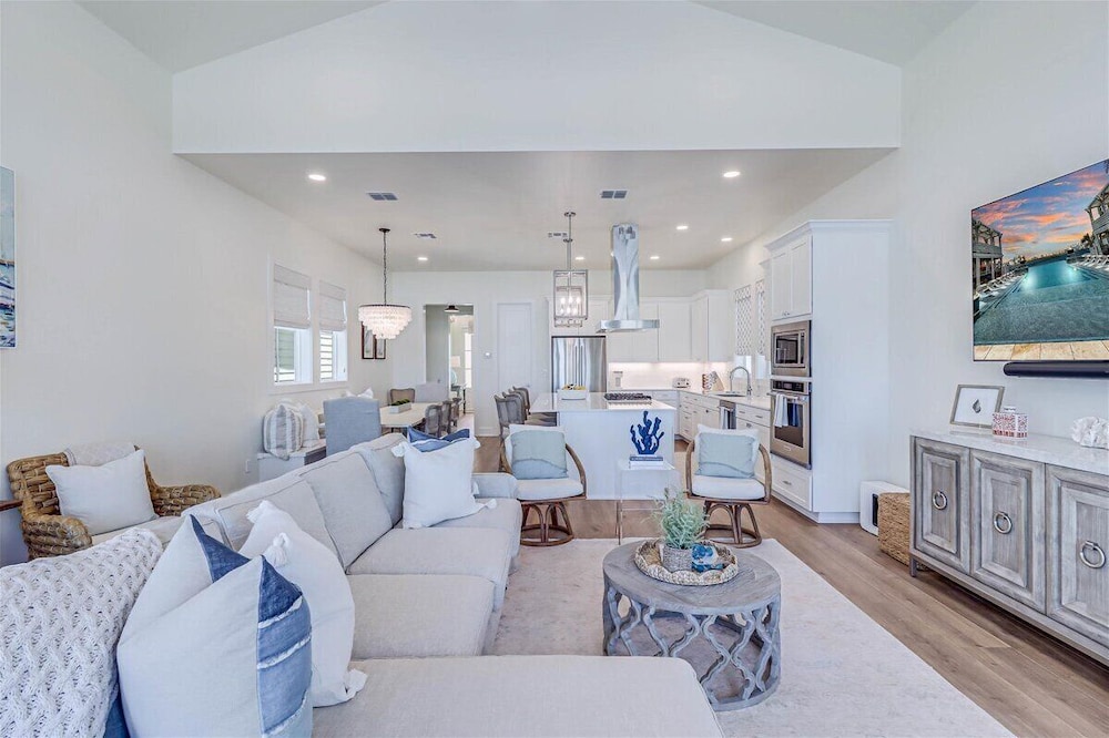 Castaway Cove 316 SOU
