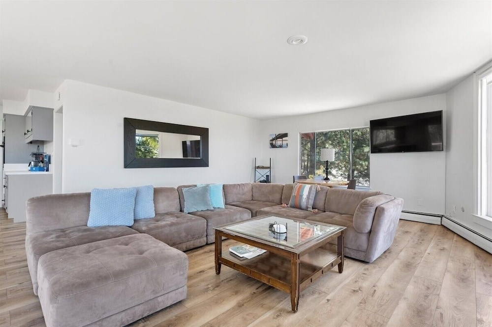 Hch1083 - Mountain Serenity 4 Bedroom Home