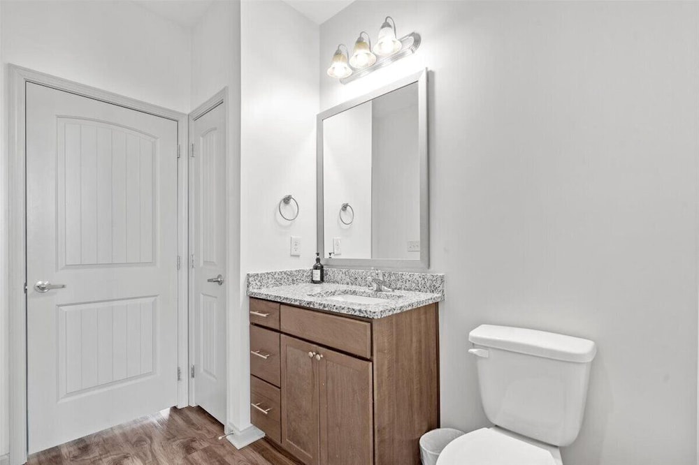 Upscale 2BR Suite Mins Uptown Charlotte