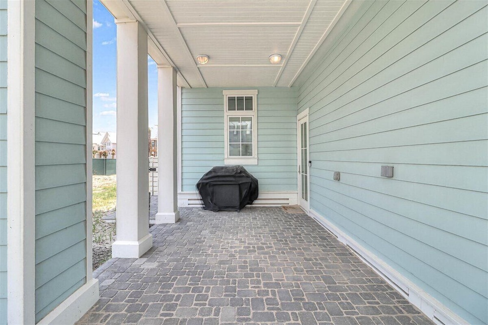 Southern Sandcastle 129 STA