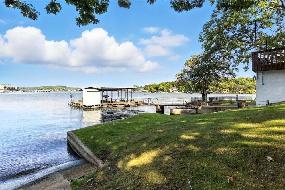 Lakefront Home at the 10mm With Dock Slip & Bar