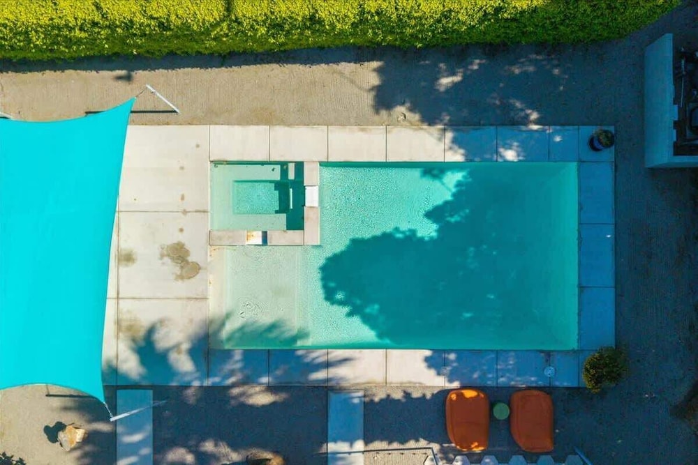 Modern Paradise at Sonora