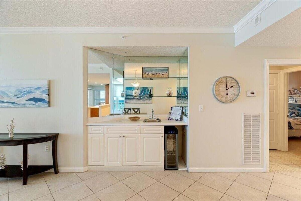 Sea Glass 2 Bedroom Condo