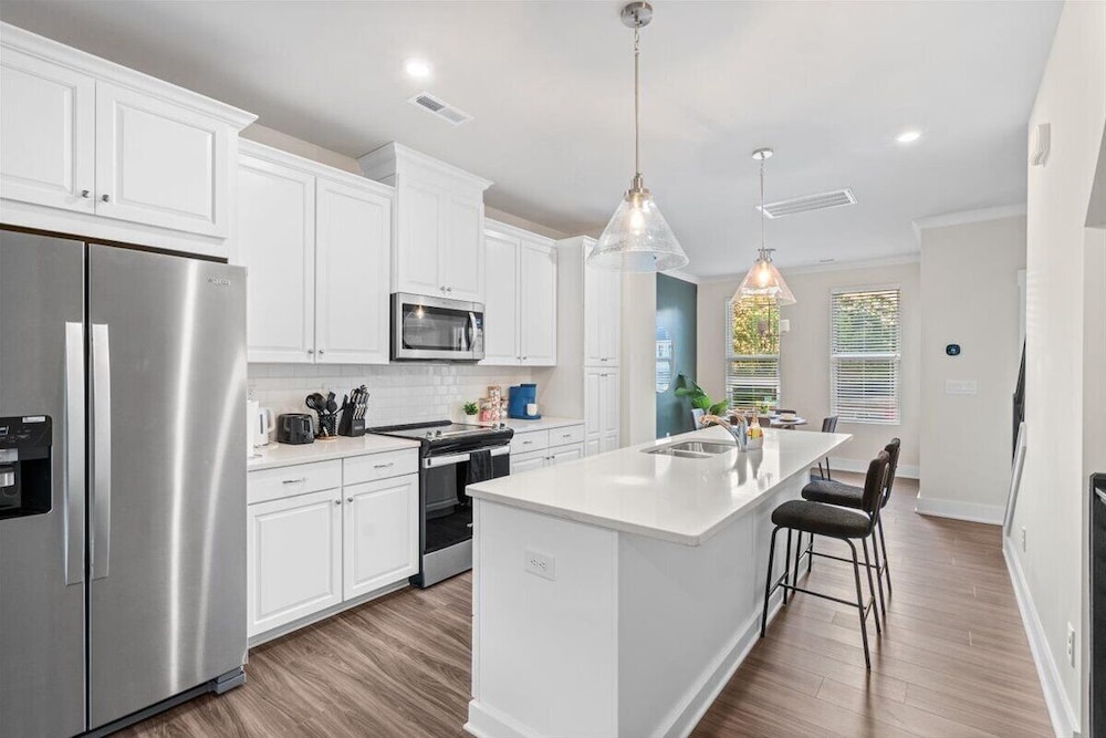 3BR King Townhouse in Uptown CLT