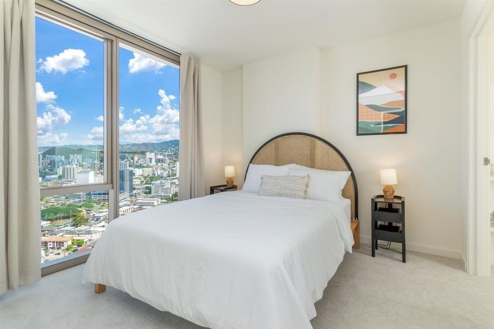 Sky Ala Moana 2908 2 Bedroom Condo by RedAwning