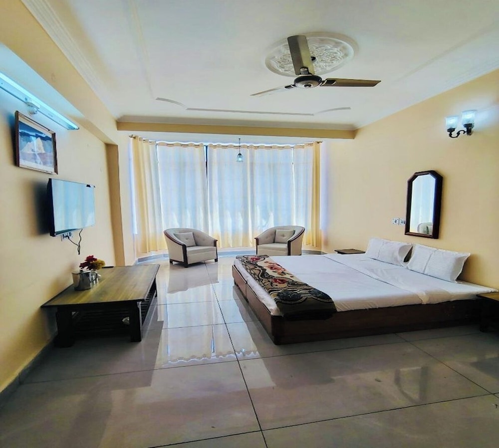 Hotel Uday Palace
