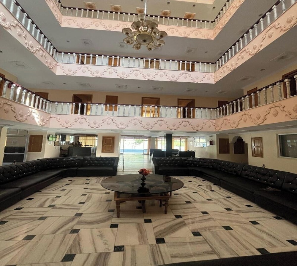 Hotel Uday Palace