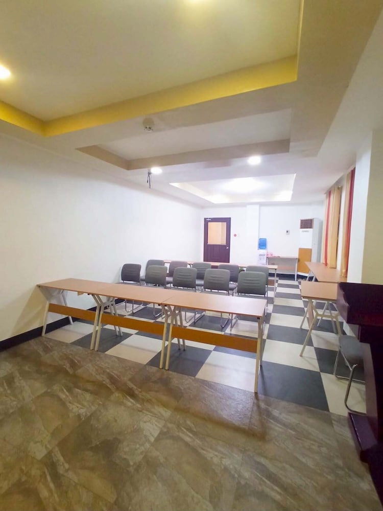B&J Guesthouse and Functions Inc