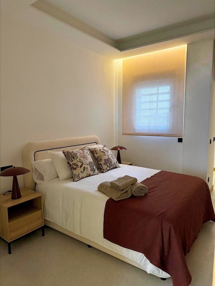 M Scr7b2 Amplio Piso Exterior de un Dormitorio e