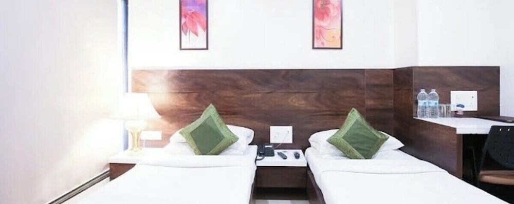 Hotel Sunland