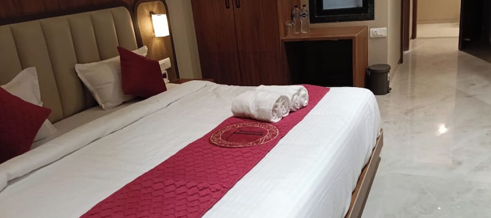 Hotel Tanishka INN