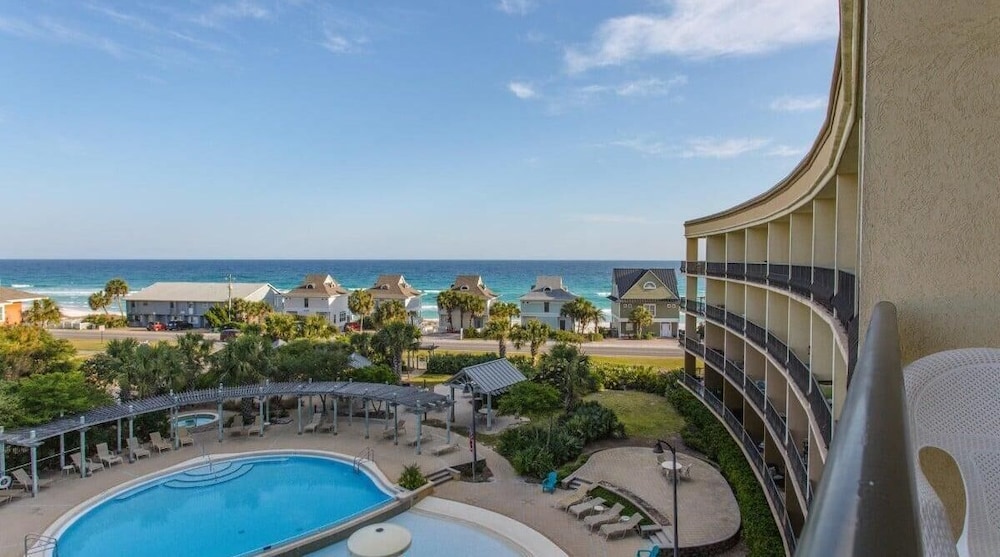 Beach Resort 507