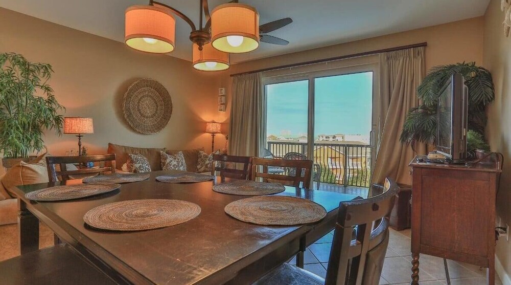 Beach Resort 507
