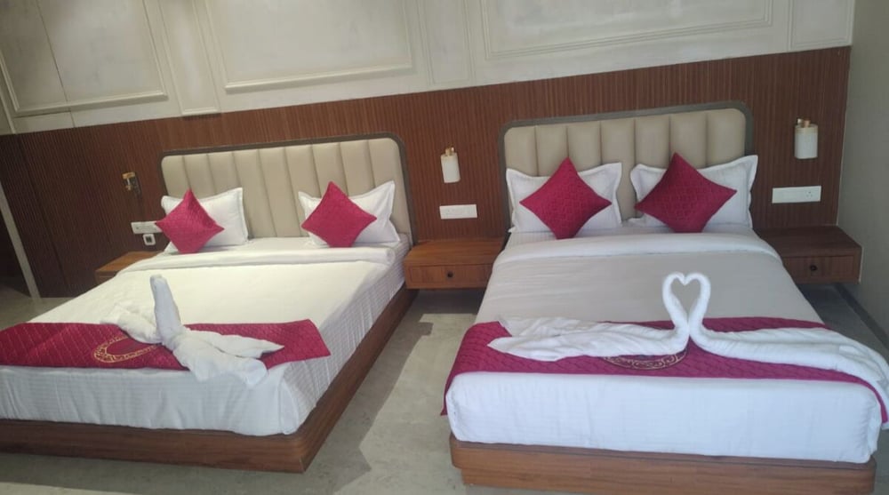 Hotel Tanishka INN