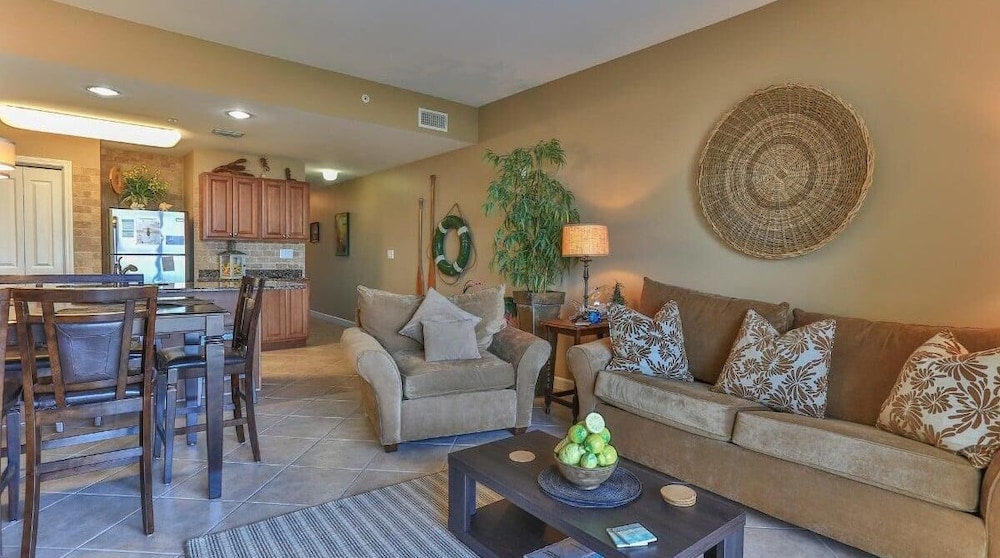 Beach Resort 507