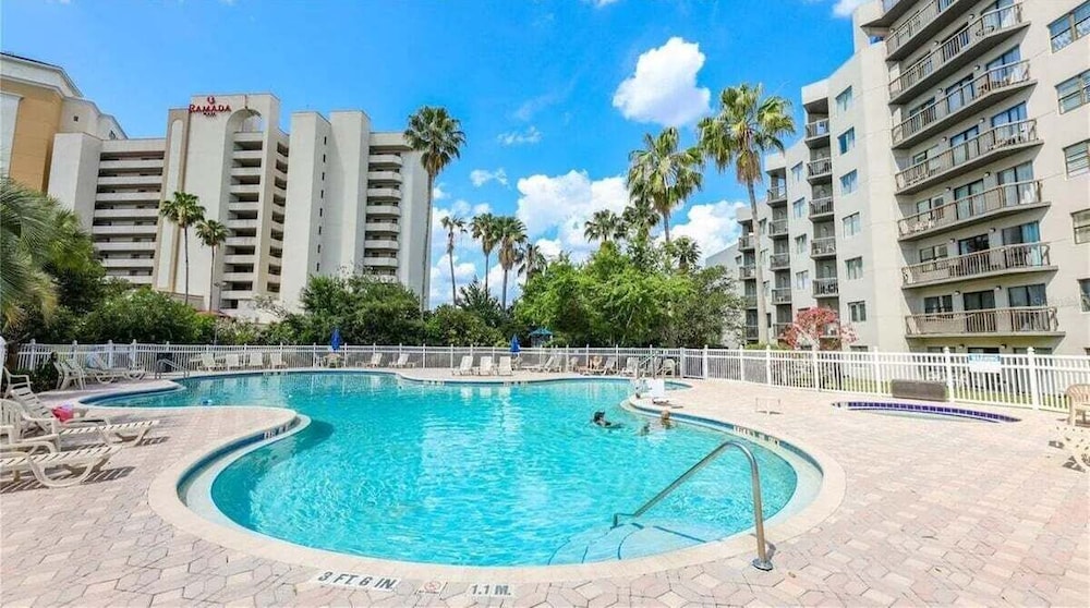 Enclave Swanky
