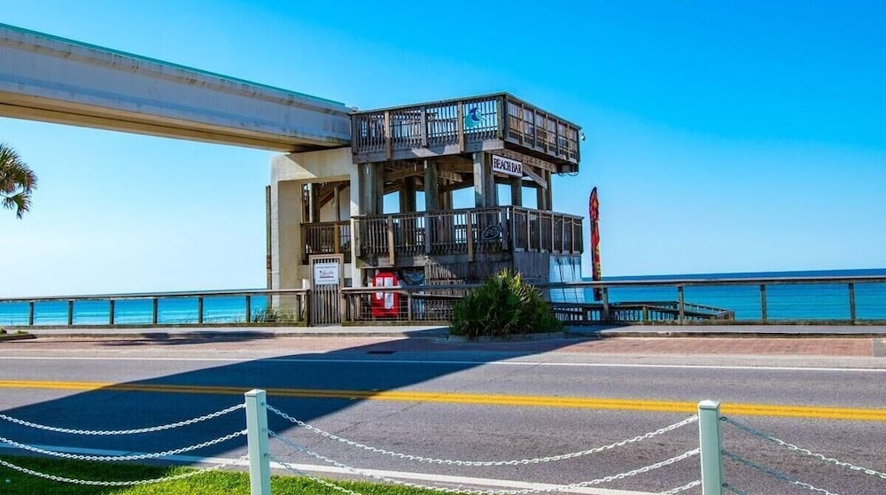 Surfside Resort #1406