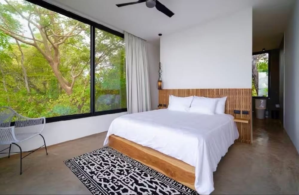 Seataya Oceanview Luxury Villas
