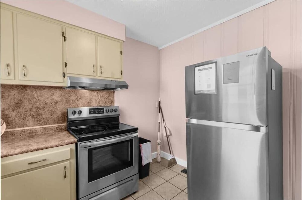 57th Blushing Bungalow