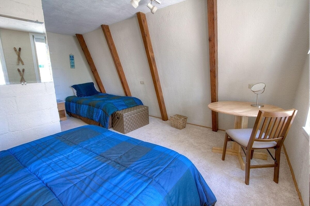 Tahoe Chalet 4 Bedroom Cabin by RedAwning view 4