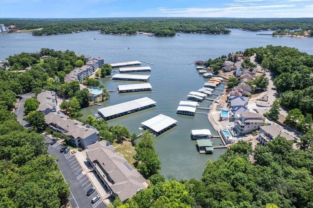 Stunning Main Channel Views, Screened Deck, & Pool