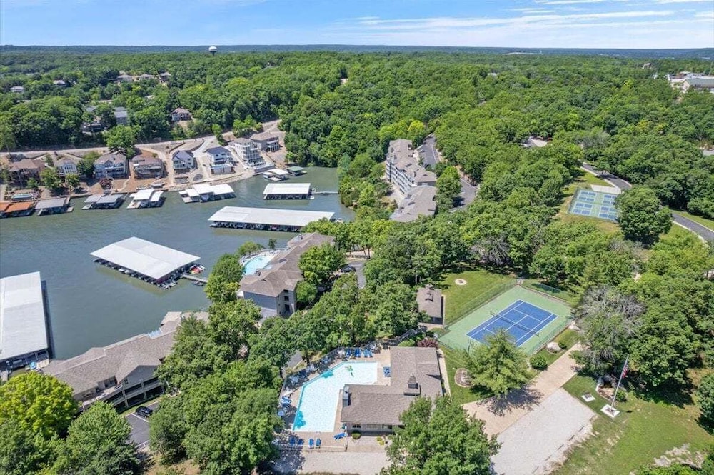 Stunning Main Channel Views, Screened Deck, & Pool