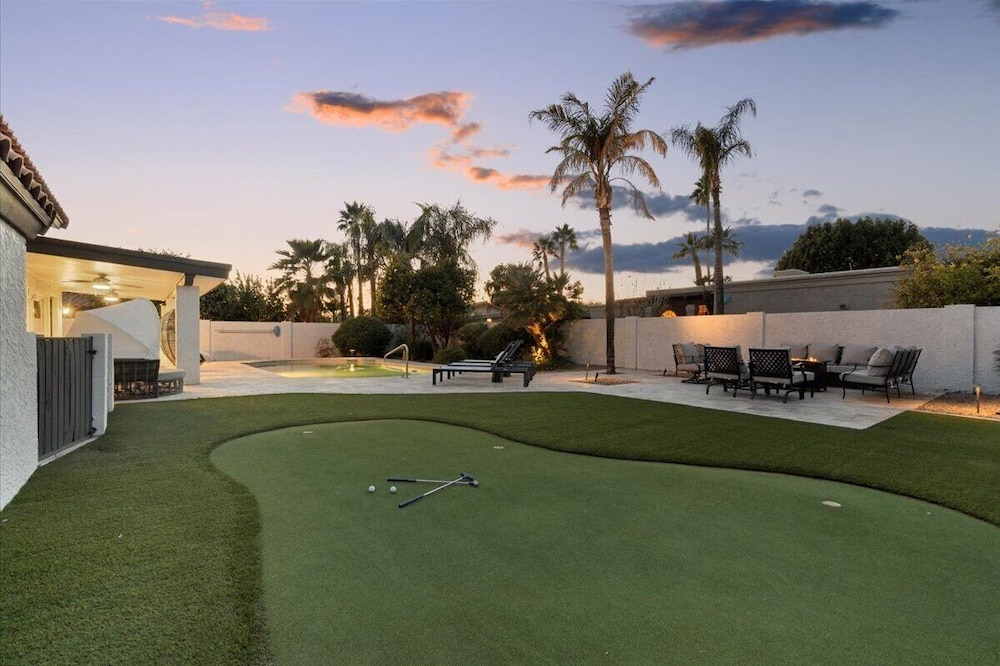 Kierland Charm - Private Yard w/ Pool, Golf & More