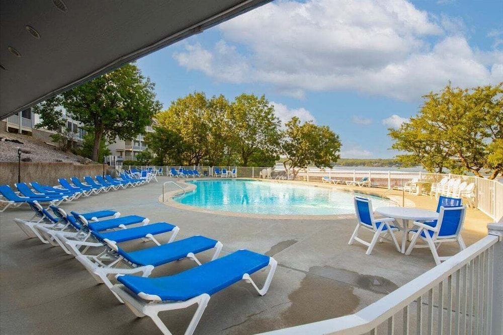 Stunning Main Channel Views, Screened Deck, & Pool