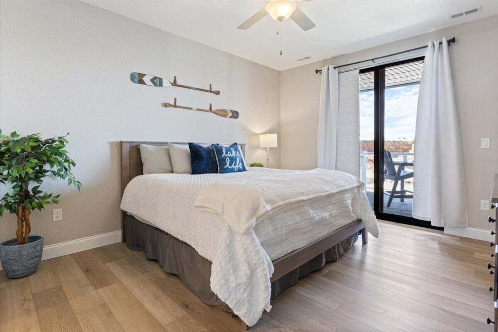 19mm Family-friendly, Bunks & Games at Topsider w/ 2 Pools