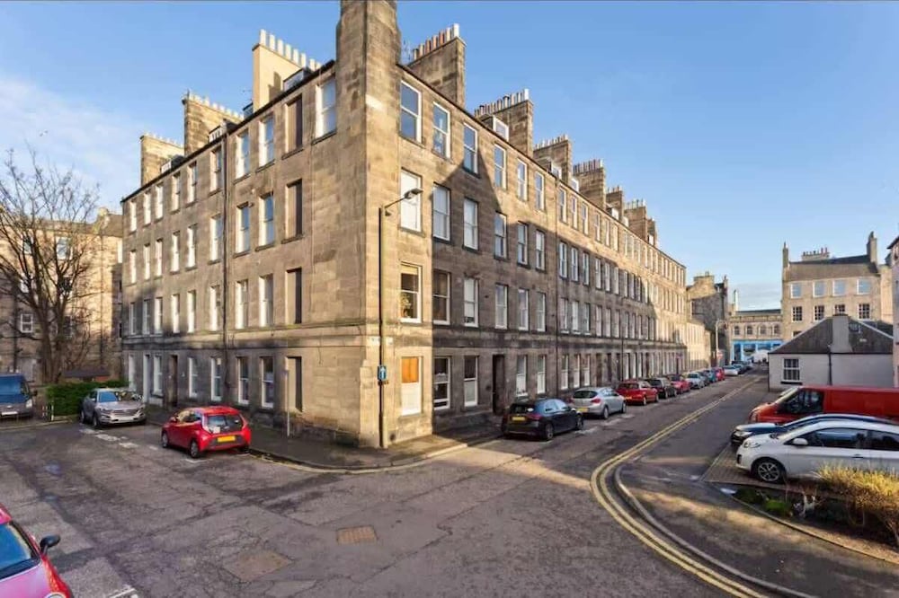 First Floor-2 Bedroom Apartment