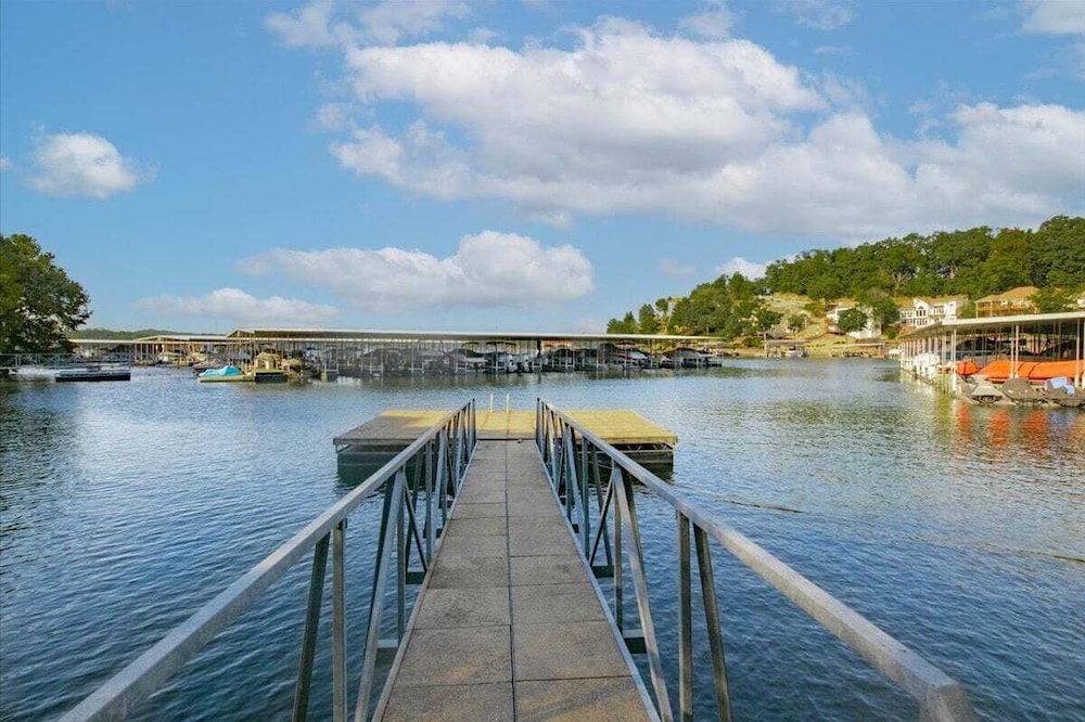 Stunning Main Channel Views, Screened Deck, & Pool