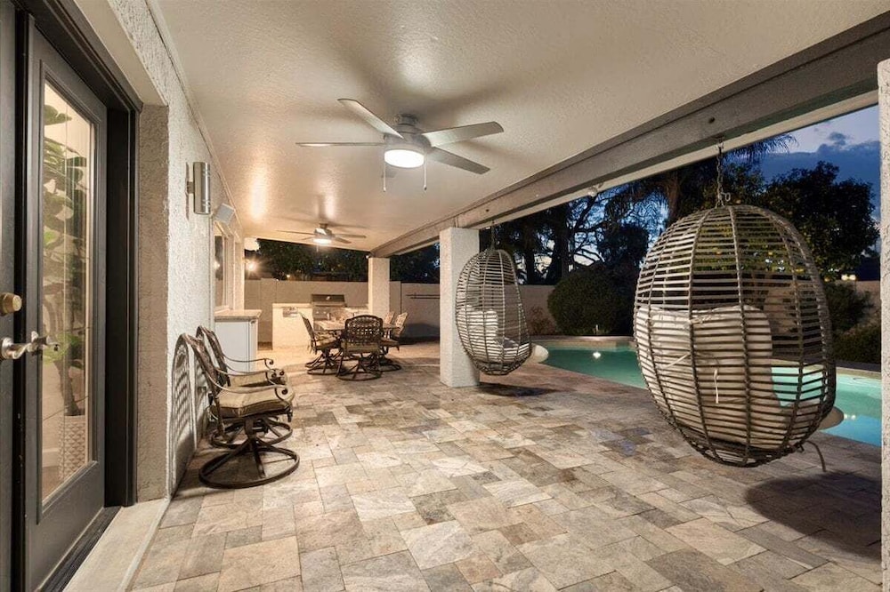 Kierland Charm - Private Yard w/ Pool, Golf & More