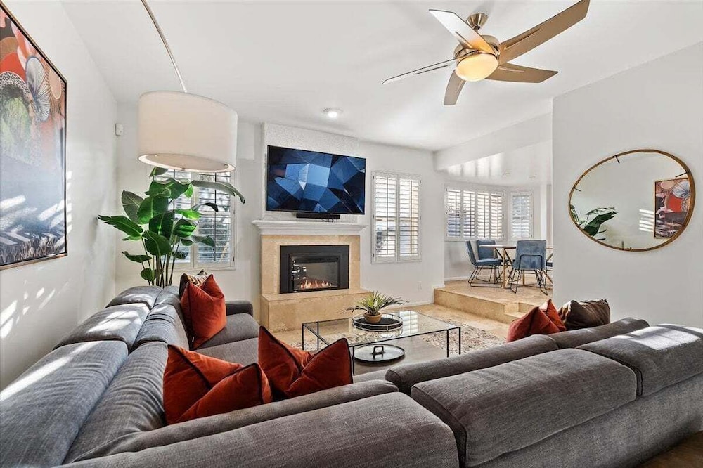 Kierland Charm - Private Yard w/ Pool, Golf & More