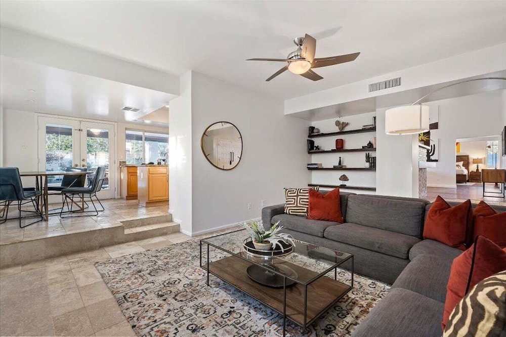 Kierland Charm - Private Yard w/ Pool, Golf & More