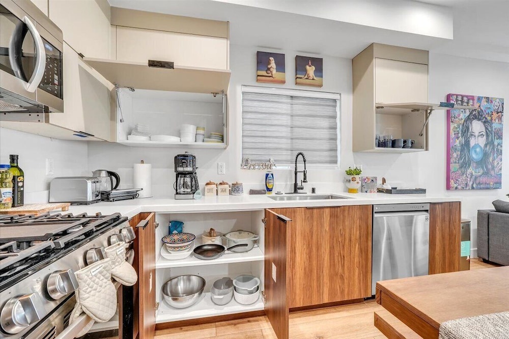 Luxe Townhome | Newly-Built