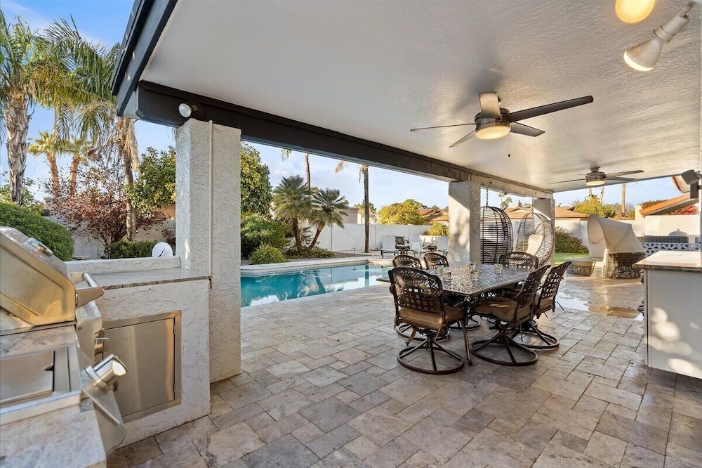 Kierland Charm - Private Yard w/ Pool, Golf & More