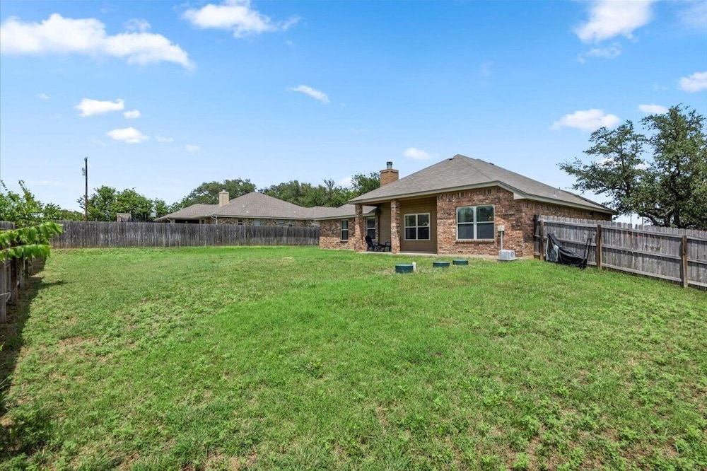 Comfortable 3BR Home in Salado