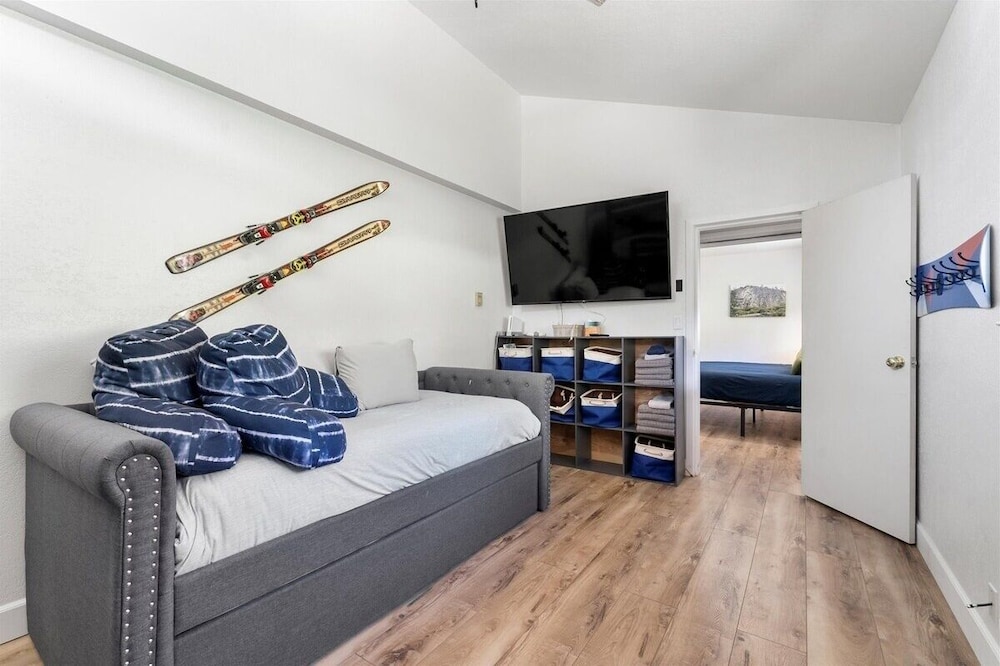 Hch1083 - Mountain Serenity 4 Bedroom Home