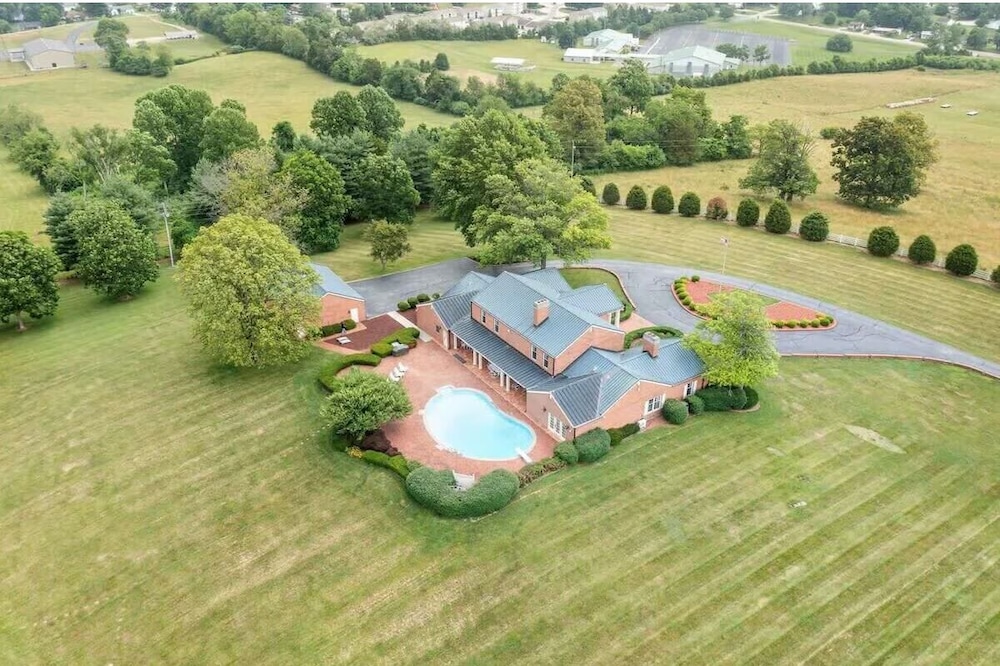 Oak Hill House