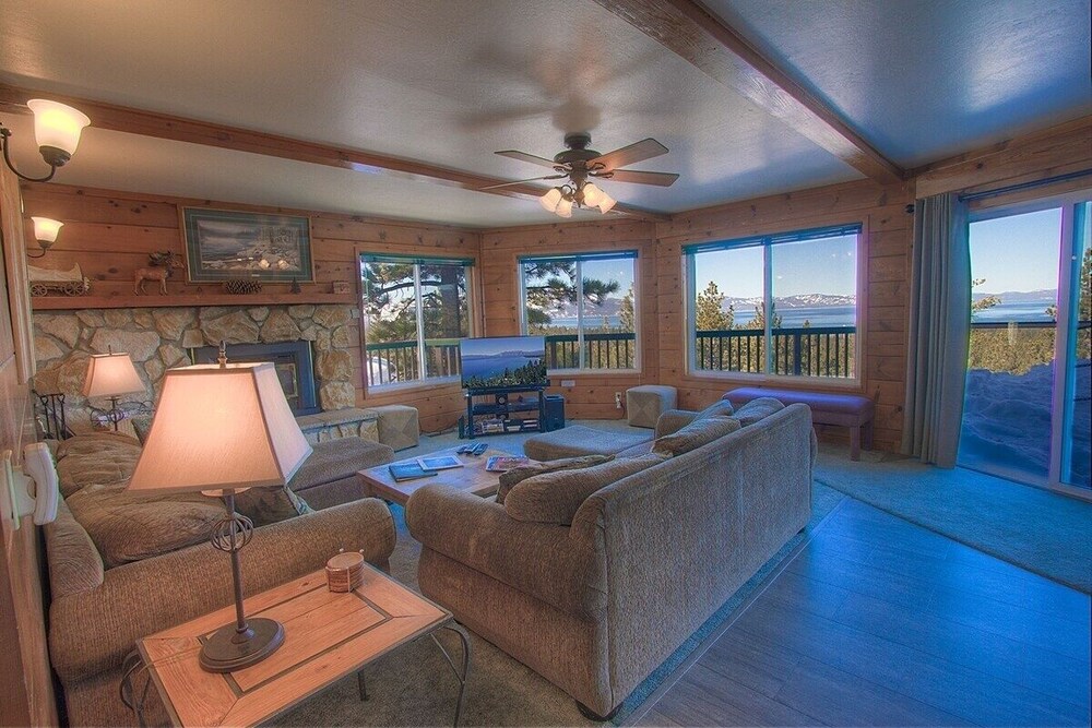 Hch1475 - Heavenly Lake View Retreat 5 Bedroom Home