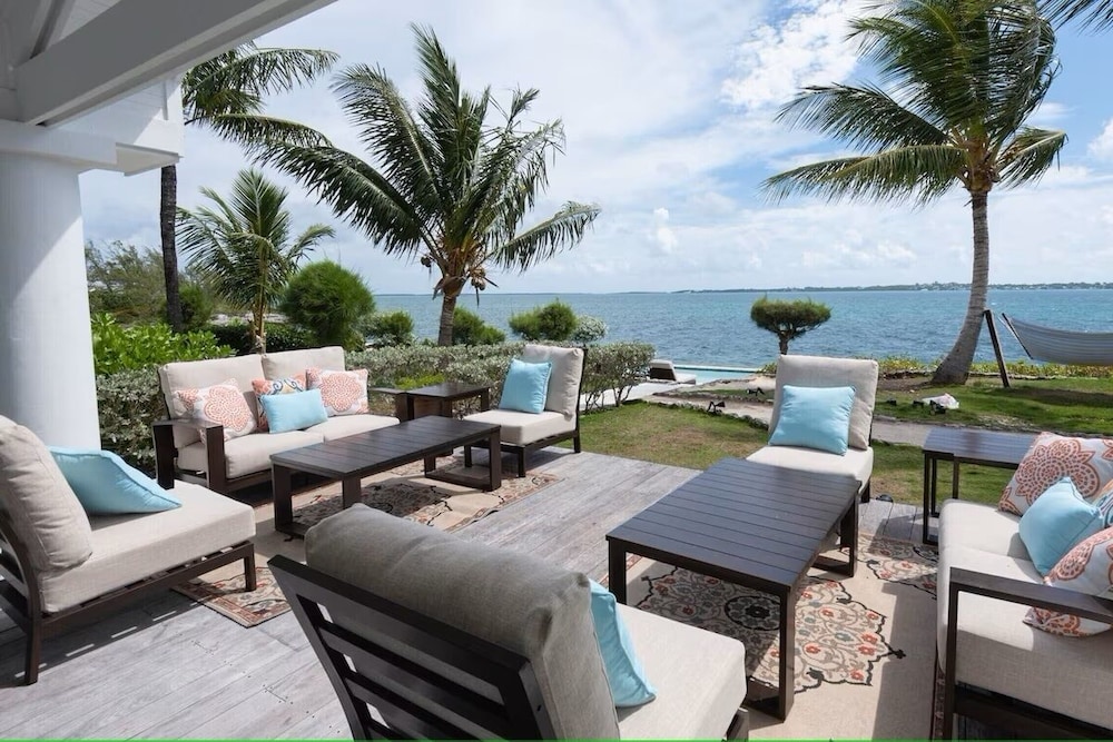 Middle Cay Estate 7 Bedroom Estate