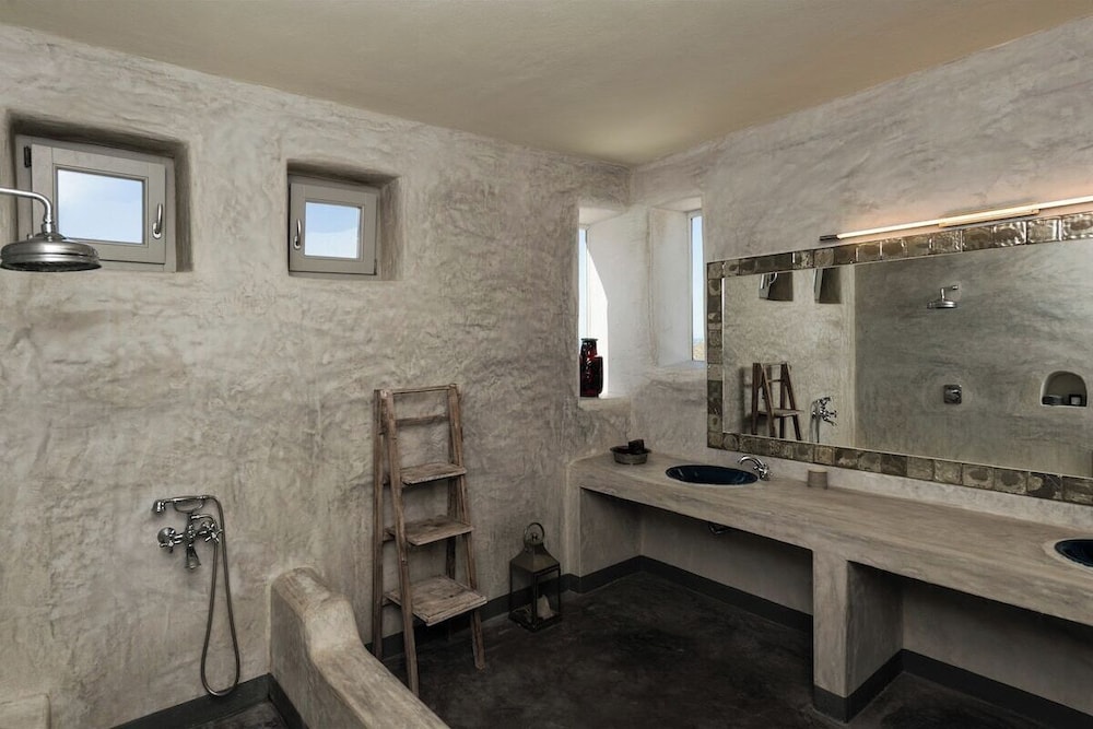 Villa Pegasus - Allparos Villas for 4-6