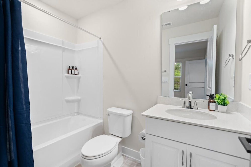 3BR King Townhouse in Uptown CLT