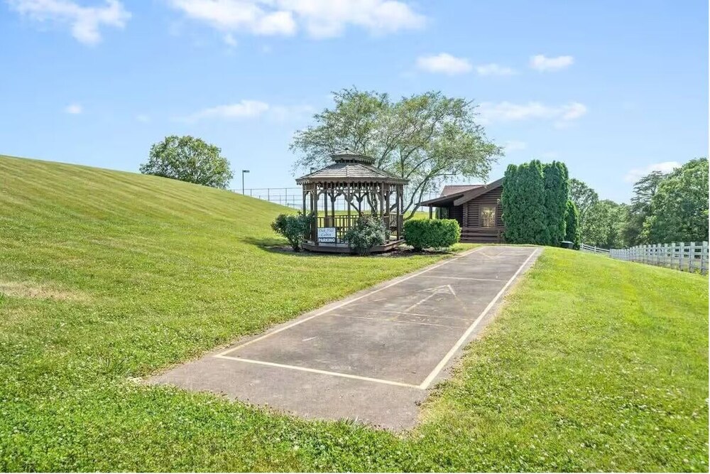 Oak Hill House