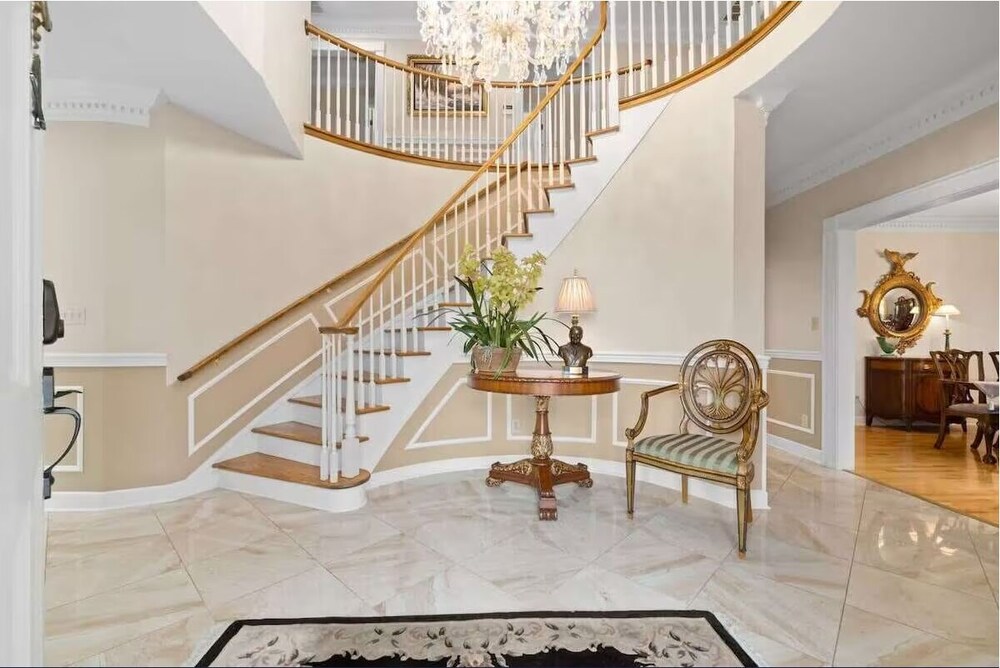 Oak Hill House
