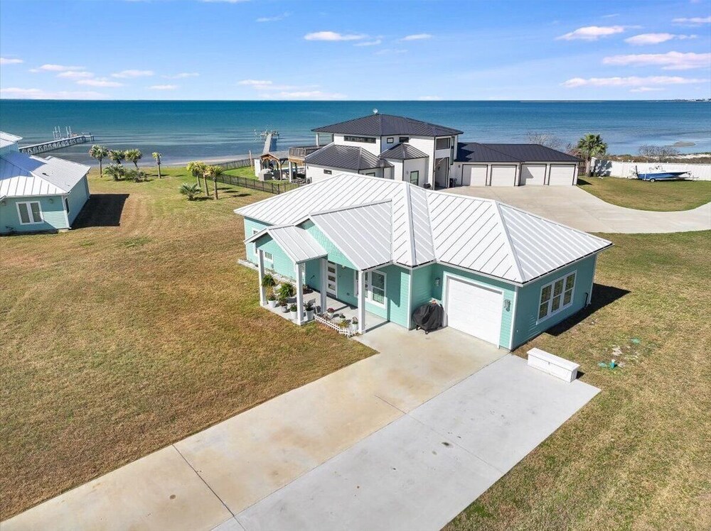 Tranquil Waters 8 Bedroom Home