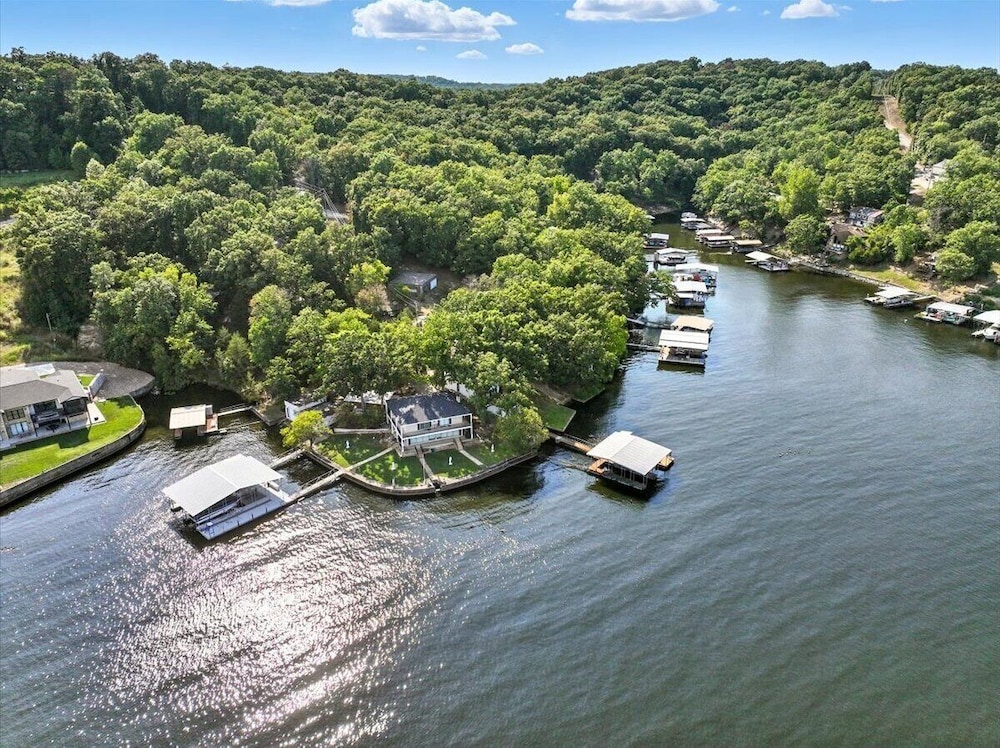 Lakefront Home at the 10mm With Dock Slip & Bar